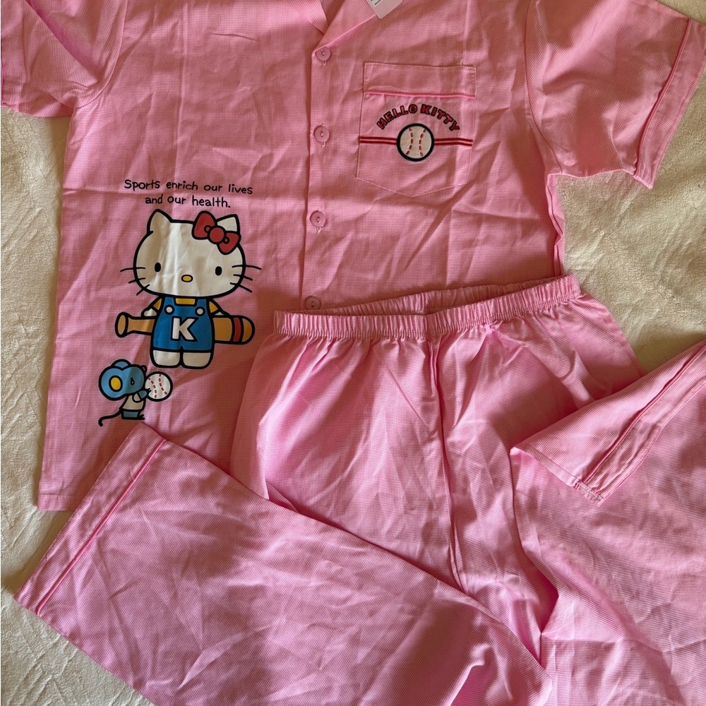 Sanrio Pink Hello Kitty Pajama Set - Picture 1 of 11